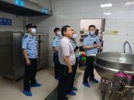 官渡镇：清除隐患  爱心护考