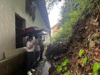 擂鼓镇开展降雨天气安全隐患巡查排险工作