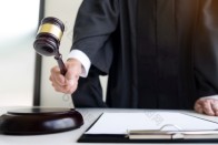 电动三轮车是否属于机动车？发生交通事故责任如何承担？