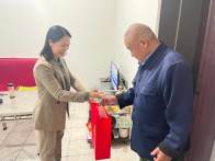 县妇联：重阳敬老传美德  爱满金秋暖人心