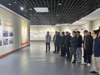 竹山县人大组织干部参观“庆祝人民代表大会成立70周年十堰实践展”