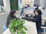 县数据局帮助群众解决无法参保缴费难题