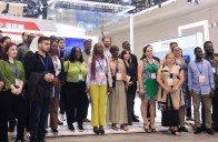 今天，世界目光聚焦这里！