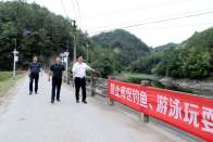 县领导调研督导防溺水工作