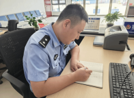 “泥土警务”绘就十里新“枫”景——沙洋县公安局十里铺派出所创建“枫桥式公安派出所”的实践与探索