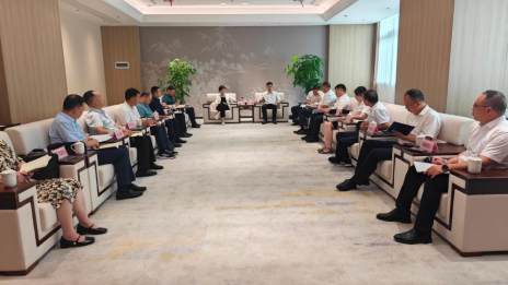 我县与省农业信贷融资担保公司共商金融合作