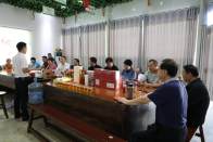 北京市政协调研我县茶产业发展
