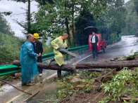 深河乡紧绷防汛弦护群众安全