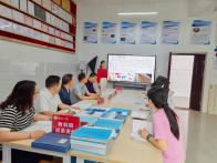 彭定華：躬耕教壇守初心 矢志篤行育英才