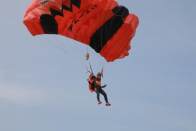 河南跳傘隊入駐竹山通用機場開展賽前訓練