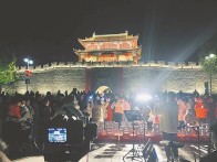 襄阳：“文旅夜秀场”点亮古城之夜