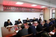 汪正义参加人大代表团分团讨论