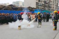 高层消防演练护平安