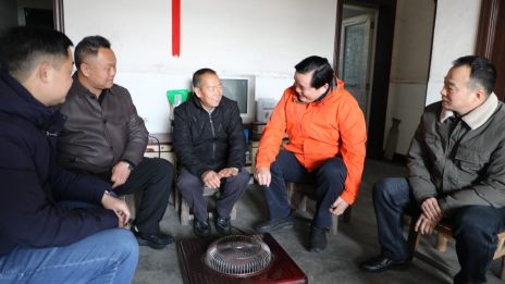 市政协原副主席李跃来我县调研