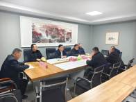 汪正义接待来访群众