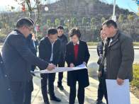 王丽媛调研麻家渡镇绿松石二级交易市场建设