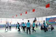 体育过大年　欢乐贺新春  