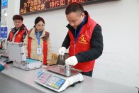 县检验检测中心：手机“变”砝码 计量惠民生