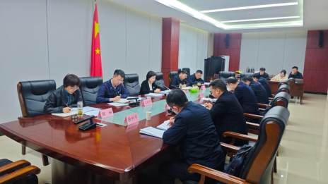 县政府党组开展学习教育研讨