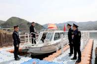 竹山开展跨部门联合渔政执法  守护流域生态