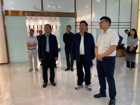 张清甫来我县调研绿松石产业发展