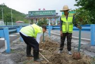 攜手添新綠　 打造“景觀帶”