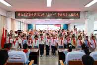 縣實(shí)驗(yàn)小學(xué)：童心向黨筑夢(mèng)想  領(lǐng)巾飄揚(yáng)映朝陽(yáng)