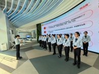 县行政审批局出实招增实效 全面提升政务服务水平