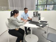 县人社局：窗口服务“小切口” 优化营商“大环境”