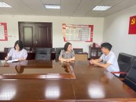 县人才服务中心开展人才走访活动