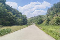 擂鼓镇：加强路域环境整治 营造良好出行环境