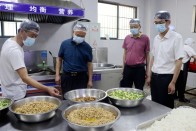 加强经费监管　 守护“舌尖安全”