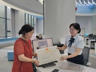 县数据局：夯实政务服务厚度 打造暖企便民“招牌”