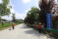 宝丰镇：“四好农村路”助力乡村振兴走上“快车道”