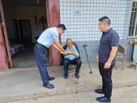 官渡镇：情系困难党员 传递党的关怀