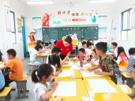 文峰乡：青春手绘绘出美丽乡村