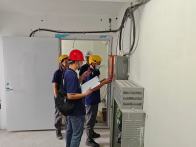 县市场监管局推进落实电梯自行检测工作