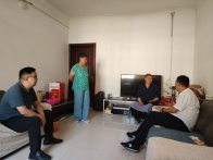 情系困难劳模 竹山工会显担当