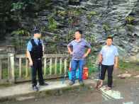 官渡镇：筑牢夏季防溺水保安防线