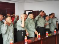   我县举行庆“八一”老兵座谈会