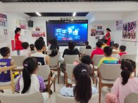 擂鼓镇：祖国花朵迎八一 红色电影同我行