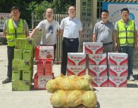 柳林乡：盛夏战酷暑  慰问送清凉