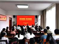 县委宣传部“爱心妈妈”开展结对关怀活动