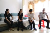 竹山法院：法院干警变身“爱心妈妈”　结对帮扶守护未来