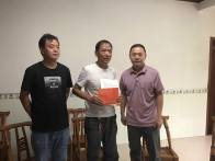 县退役军人事务局开展“情暖老兵，子女助学”活动