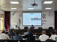 县移民服务中心：股室干部上台讲 业务学习促提升