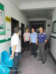 县生态环境局开展医疗机构专项执法检查