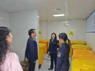 县生态环境局开展医废处置监督检查工作