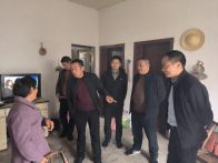 县生态环境局主要领导到包保村调研乡村振兴工作