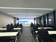 县数据局举办综窗工作人员专题培训  